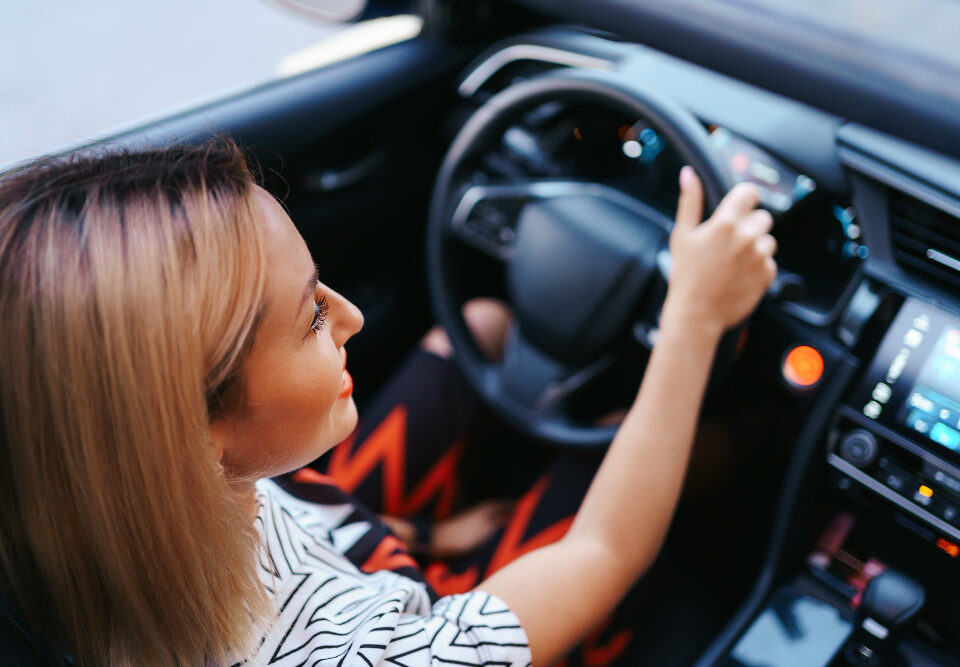 B kategóriás jogosítvány miért térnek vissza sokan a KRESZ-hez évek után is - talentum-autosiskola.hu